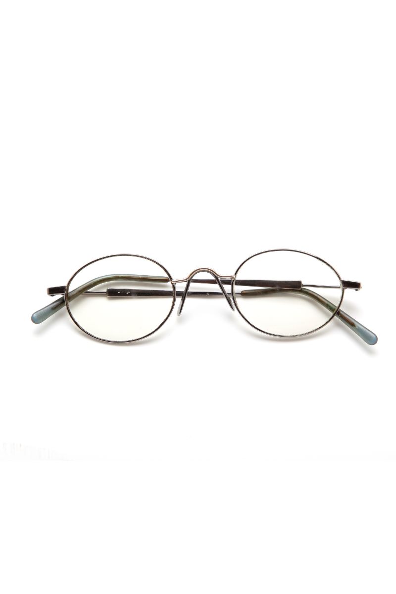 Las gafas, el revolucionario invento de la Edad Media - Óptica